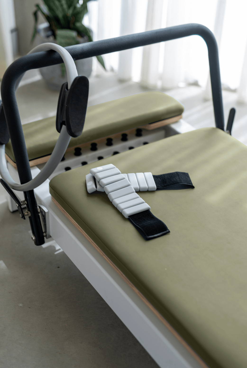 Queen Folding Reformer Customized by YOU